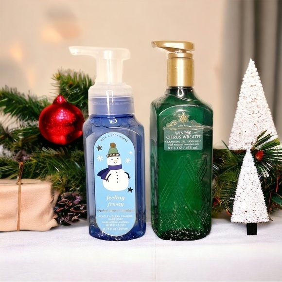 Bath and Body Works Hand Soap Holiday Winter Citrus Wreath Coconut Snowball Nwt - Picture 1 of 4